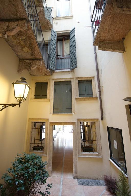 B&B Bijoux Verona Exterior photo